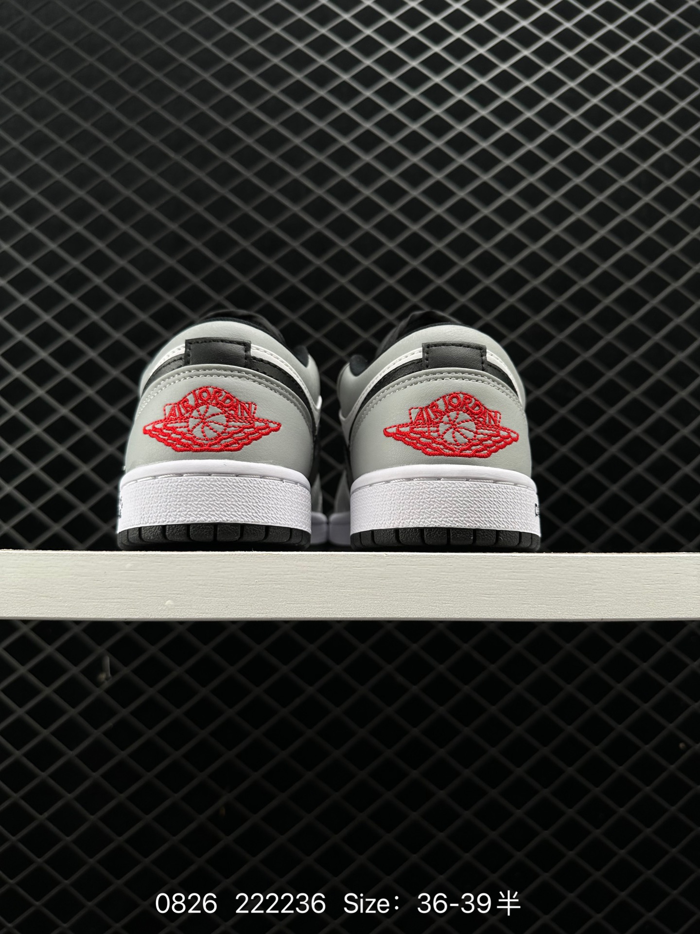 Air Jordan 1 Low AJ1